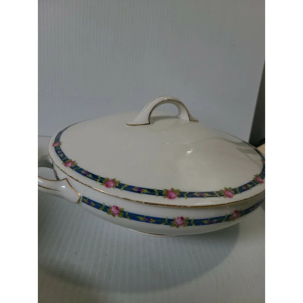 J & C TRIANON Bavaria Round Covered Serving Dish Bowl Pink Roses Blue Ribbon